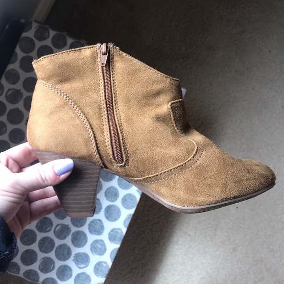Candie’s Cognac Heeled Ankle Booties Suede 7.5 - Picture 5 of 10